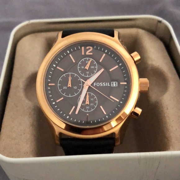 Fossil Other - Classy Fossil watch